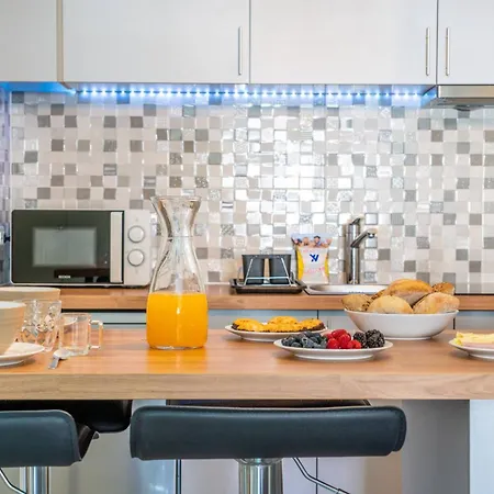 Magna - Apt- 206 By Hellovacations * 알부페이라